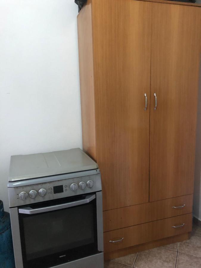 Rooms For Rent Durrës Buitenkant foto